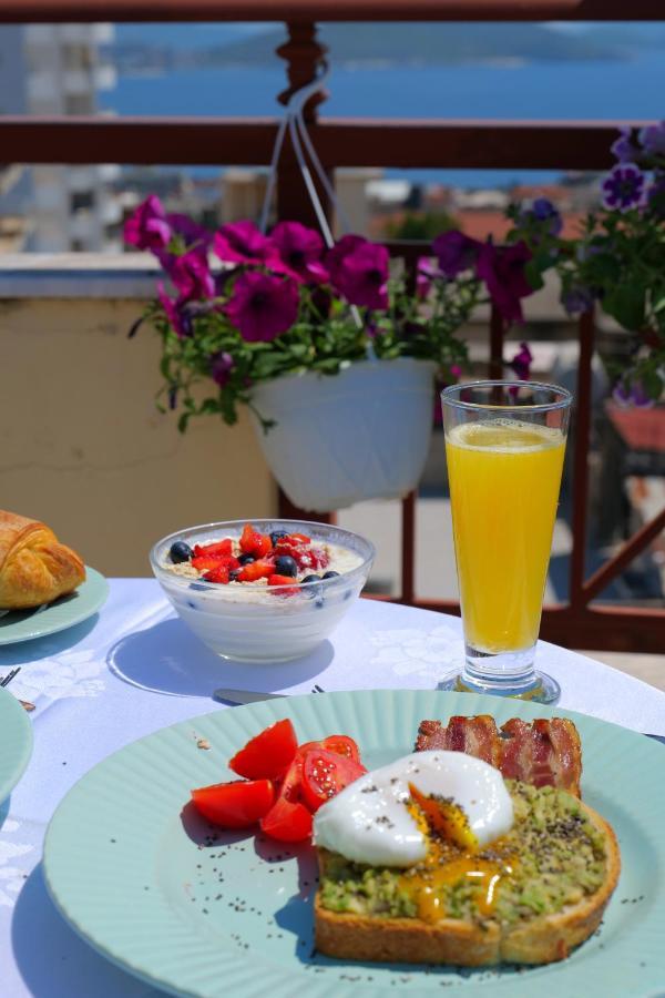 Eden Hotel Sarande Bagian luar foto
