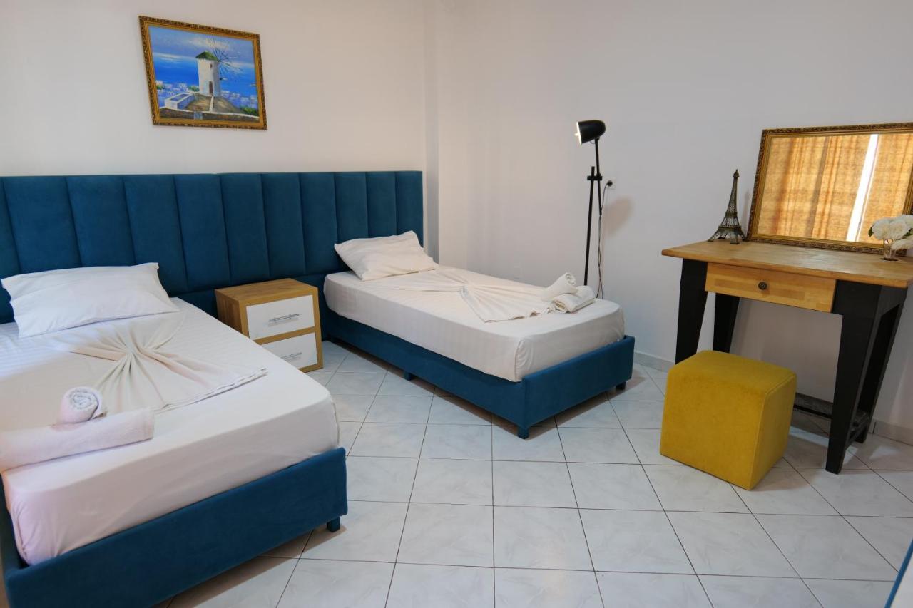 Eden Hotel Sarande Bagian luar foto