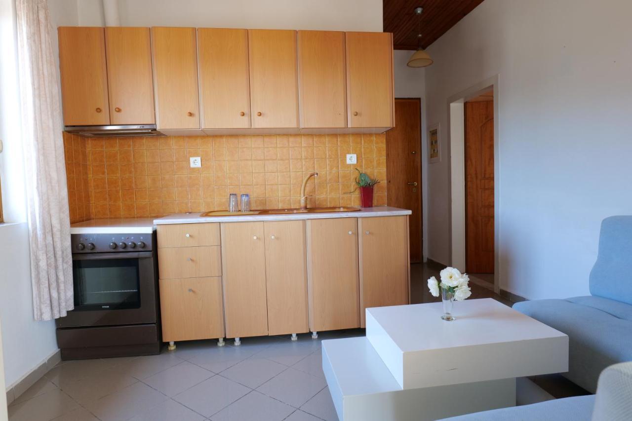 Eden Hotel Sarande Bagian luar foto