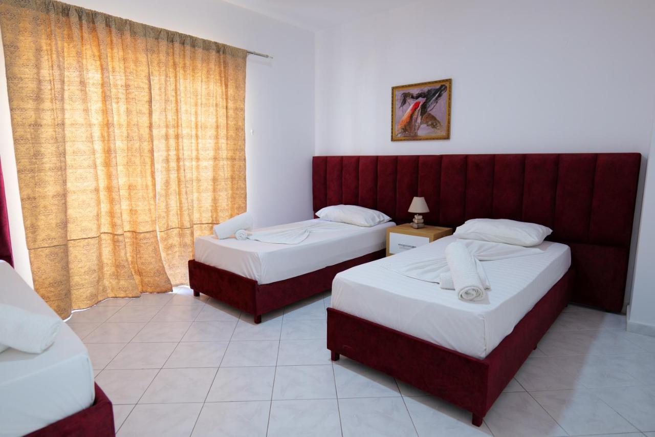 Eden Hotel Sarande Bagian luar foto